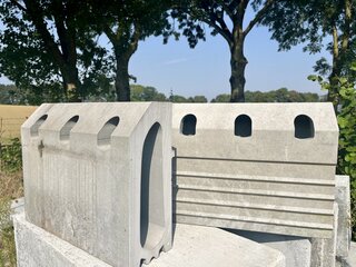 Ca. 96x Stoeprandafwatering Envirokerb, 385 Splay Standaard Unit